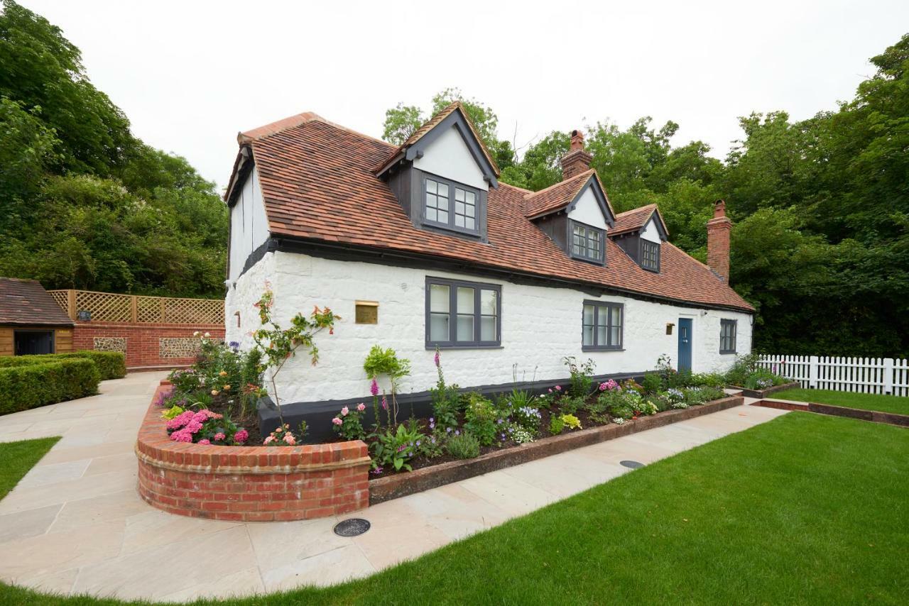 เดอะ ด็อก แอนด์ แบดเจอร์ Bed & Breakfast มาร์โลว์ ภายนอก รูปภาพ